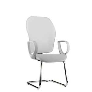 sedia di pelle bianca per ufficio con gambe a slitta