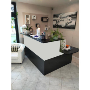 Bancone Reception angolare Musa con banco portatori disabilità - Nero venato - 196x156 cm-0